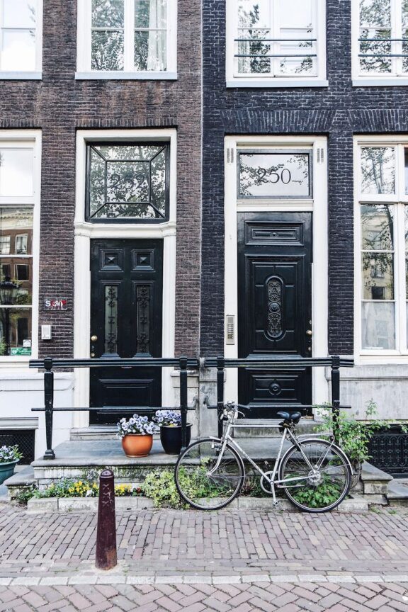 Eloping in Amsterdam